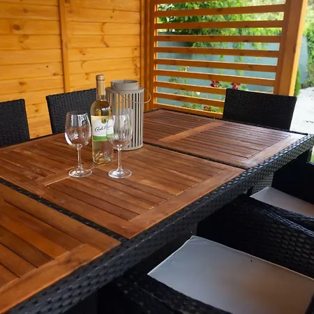 Вилла Wanda - Duzy Ogrod Z Hot-tube I Sauna Sztum