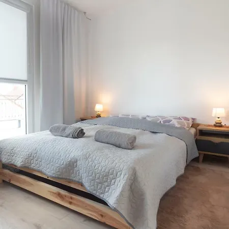 Wanda - Duzy Ogrod Z Hot-tube I Sauna