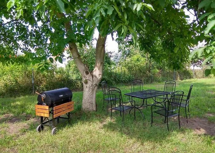 Wanda - Duzy Ogrod Z Hot-tube I Sauna Sztum