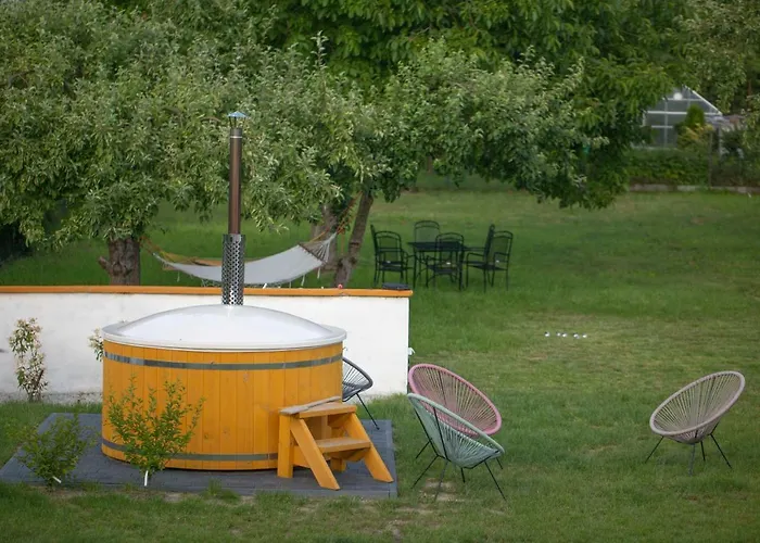 Wanda - Duzy Ogrod Z Hot-tube I Sauna * Sztum